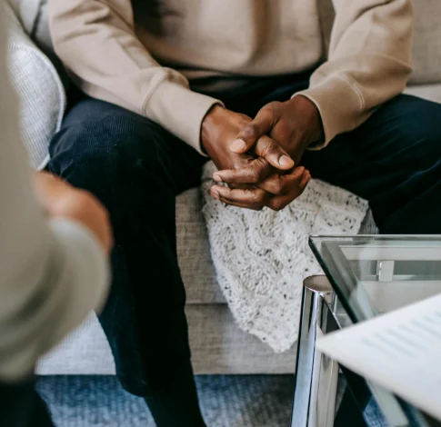 men_in_counselling_session